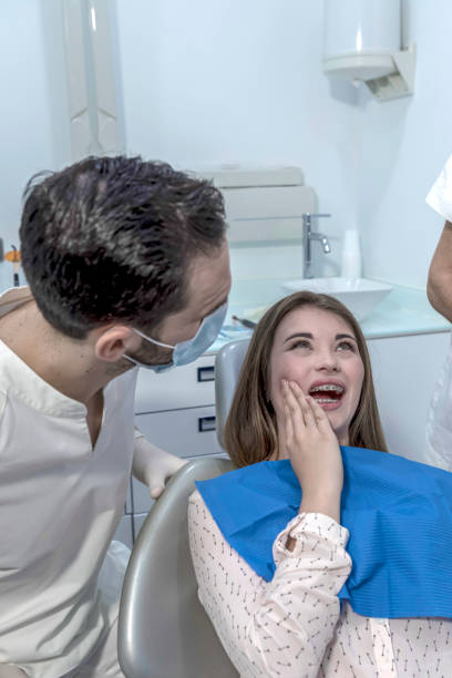 Best Broken or Cracked Tooth Emergency Dentist in Toronto, OH